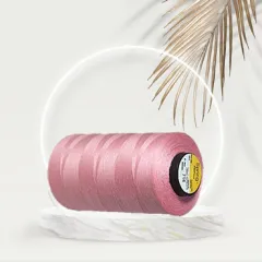 Pembe Spring dikiş ipliği bobini